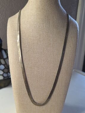 Vintage Premier Designs Silver Herringbone Chain Necklace